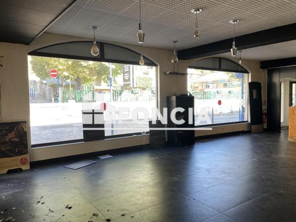 Location Local commercial 1 pièce - Lumbin 38660