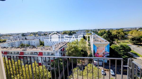 Beau T3 avec vue dégagée et commodités