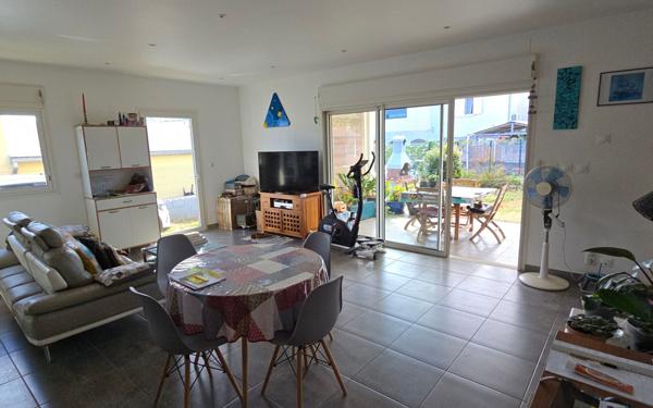 Maison à vendre    3 pièces • 85 m2 Saint-Paul