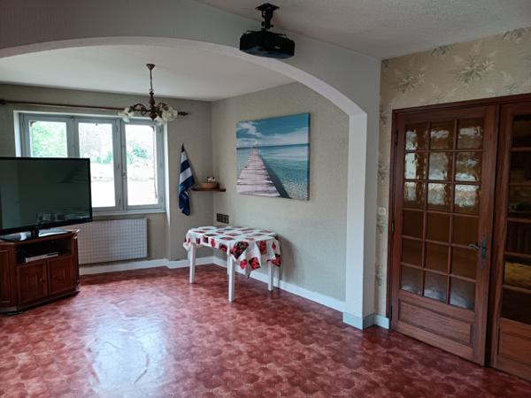 Maison 5 chambres  avec cour intérieure et garages