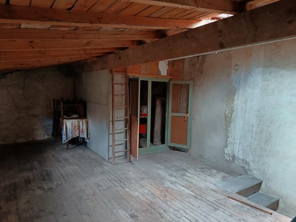 Maison 5 chambres  avec cour intérieure et garages