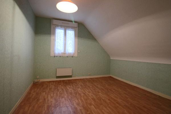 Maison familiale 4 chambres avec garage et un beau jardin Saint Nazaire