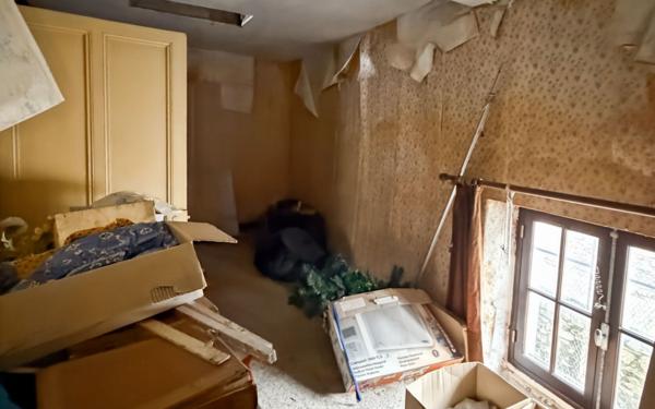 Maison à vendre    2 pièces •  Bollène