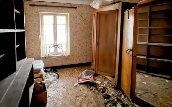 Maison à vendre    2 pièces •  Bollène