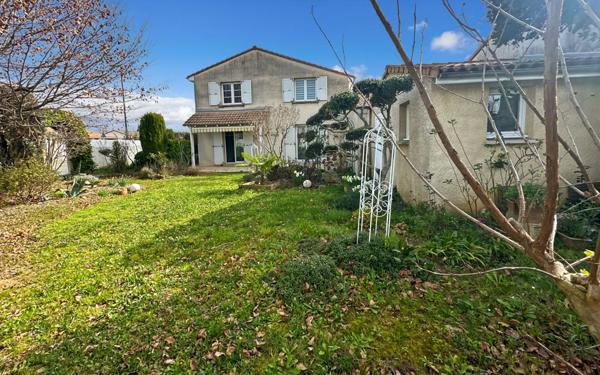 Maison à vendre    4 pièces • 87 m2 Valence