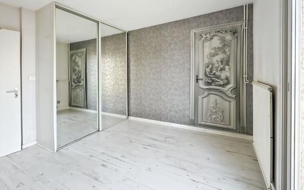 Maison à vendre    4 pièces • 87 m2 Valence