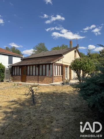 Maison à vendre 5 pièces 93 m² Bourges