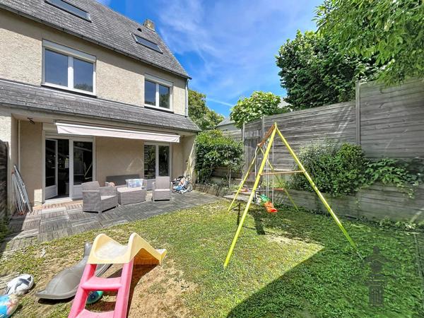 Vente                                                      Maison
                        
                     6 pièces                      115 m2                     à Dourdan