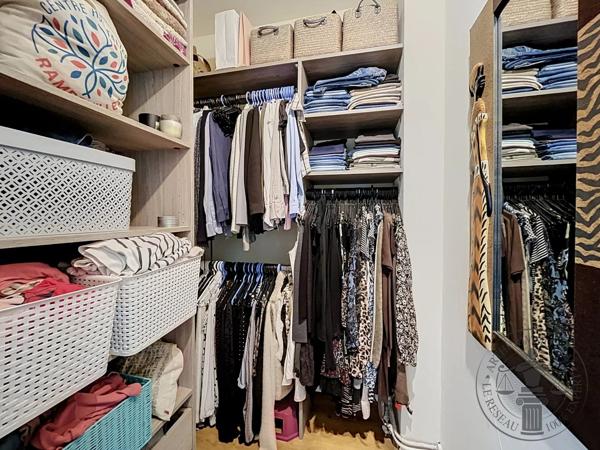 Vente                                                      Maison
                        
                     6 pièces                      115 m2                     à Dourdan