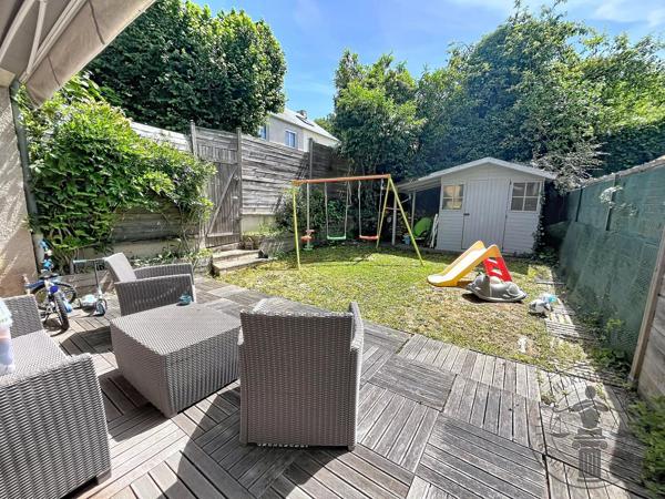 Vente                                                      Maison
                        
                     6 pièces                      115 m2                     à Dourdan
