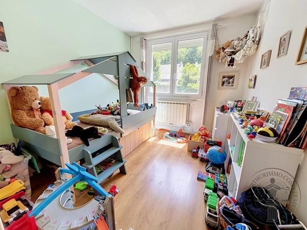 Vente                                                      Maison
                        
                     6 pièces                      115 m2                     à Dourdan