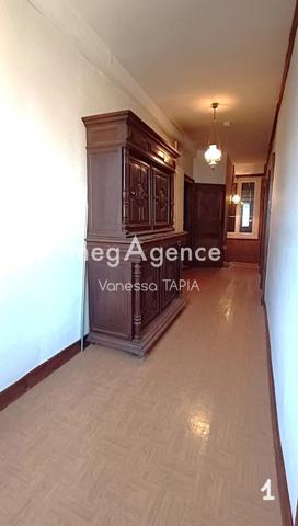 Maison à ROMILLY-SUR-SEINE, 10100 - 11 pièces 247m²