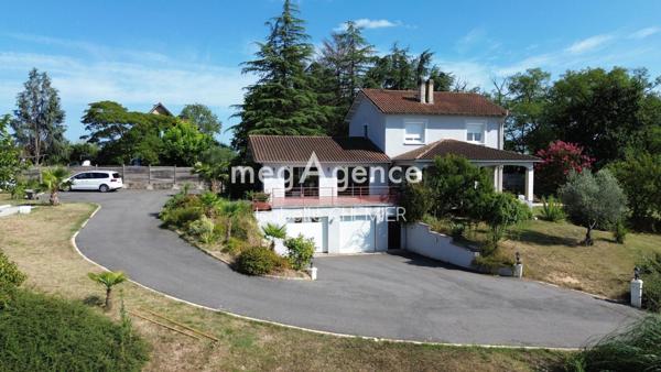 Maison à CREYSSE, 24100 - 8 pièces 185m²