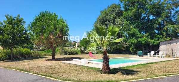 Maison à CREYSSE, 24100 - 8 pièces 185m²