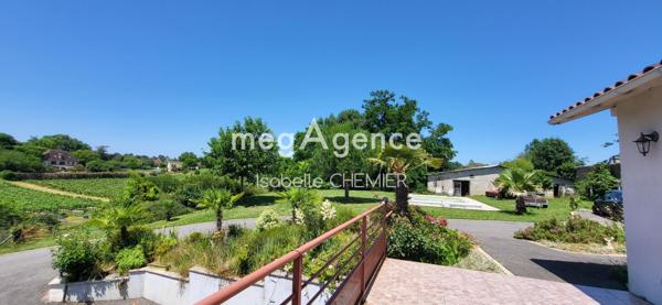 Maison à CREYSSE, 24100 - 8 pièces 185m²