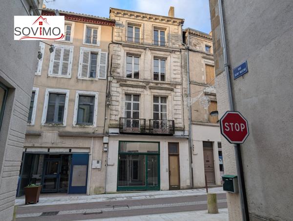 INVESTISSEMENT LOCATIF - 3 IMMEUBLES AVEC PATIO INTERIEUR - A RENOVER