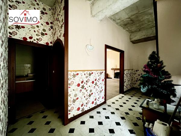 INVESTISSEMENT LOCATIF - 3 IMMEUBLES AVEC PATIO INTERIEUR - A RENOVER