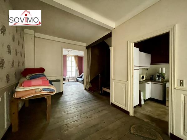 INVESTISSEMENT LOCATIF - 3 IMMEUBLES AVEC PATIO INTERIEUR - A RENOVER