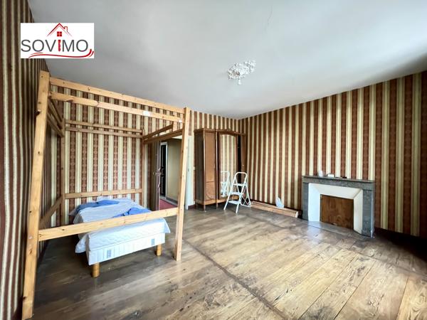 INVESTISSEMENT LOCATIF - 3 IMMEUBLES AVEC PATIO INTERIEUR - A RENOVER
