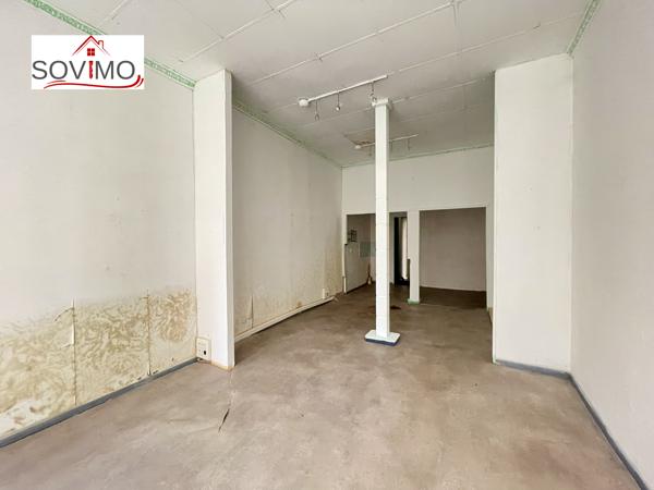 INVESTISSEMENT LOCATIF - 3 IMMEUBLES AVEC PATIO INTERIEUR - A RENOVER