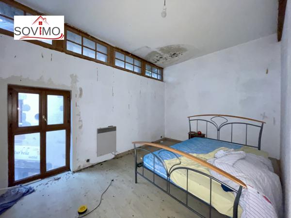 INVESTISSEMENT LOCATIF - 3 IMMEUBLES AVEC PATIO INTERIEUR - A RENOVER