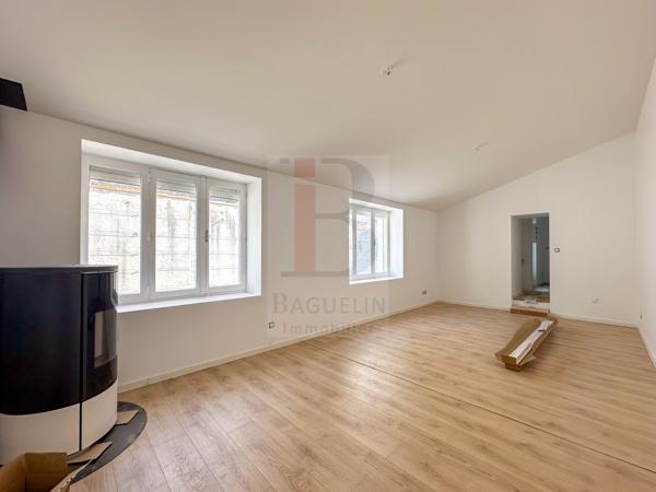 Maison Plain-pied T2 rénovée à neuf avec terrasse