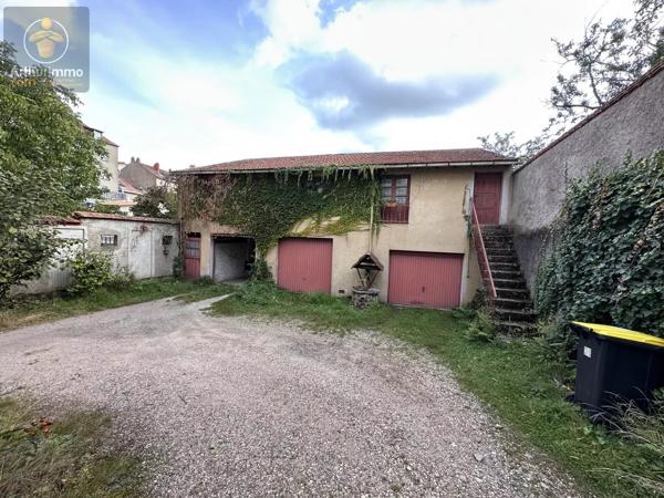 Vente                                                      Garage
                        
                                         18 m2                     à Metz