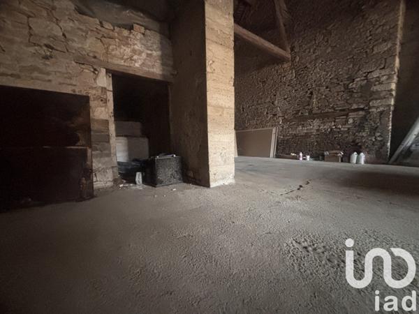 Maison à vendre 1 pièce 140 m² Fontaines