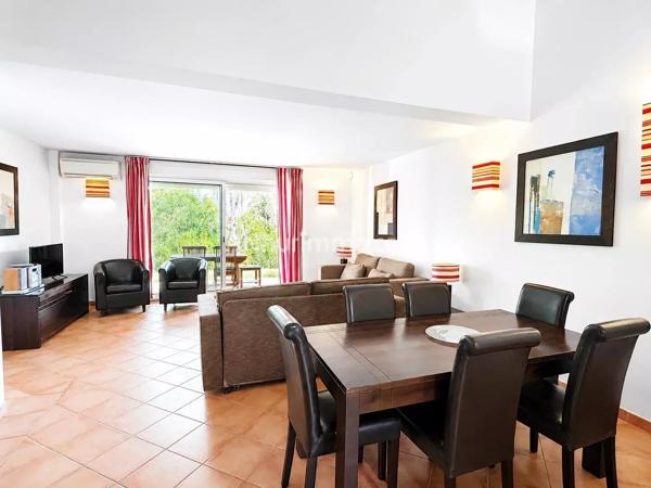 Vente                                                      Villa
                        
                     3 pièces                      74 m2                     à Roquebrune-sur-Argens