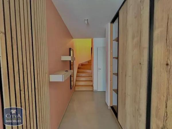 Maison à louer 4 pièces 110.74m²