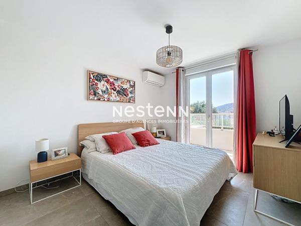 Golfe Juan - 4P - 95m2 - Secteur COURCETTES - Terrasse - Garage - Piscine - Dernier étage - Refait à neuf - Sud