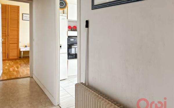 Appartement à vendre    3 pièces • 50,25 m2 Saint-Denis