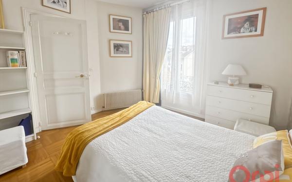 Appartement à vendre    3 pièces • 50,25 m2 Saint-Denis