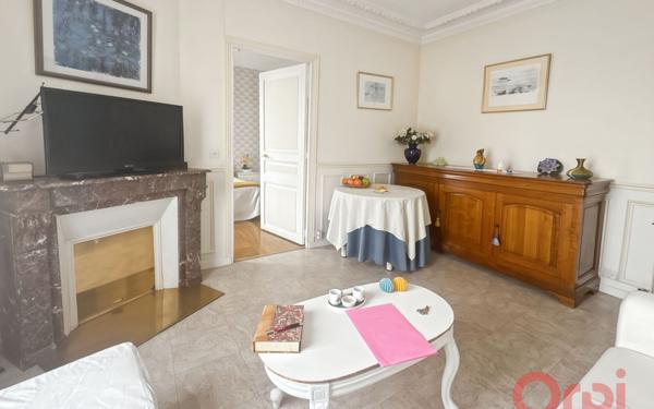 Appartement à vendre    3 pièces • 50,25 m2 Saint-Denis