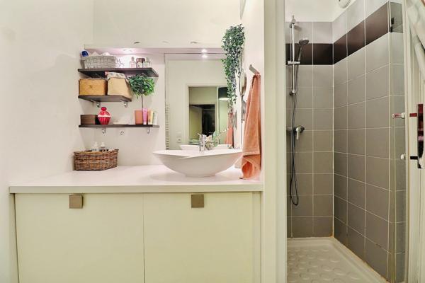 FOURRAGERE - 13012 - Appartement T3 - Terrasse - Jardin - parking et box