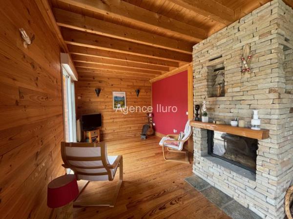 Maison - Oloron-sainte-marie - Réf.:205373 PROXIMITE OLORON : MAISON COUP DE COEUR, AU CALME, AVEC 2000 M² DE TERRAIN ET VUE SUR MONTAGNES -