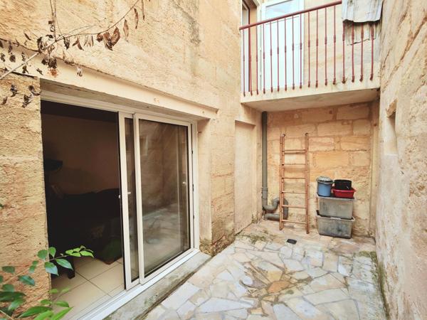 Immeuble de rapport. 3 appartements. En bon état.
