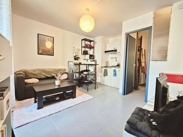 Immeuble de rapport. 3 appartements. En bon état.