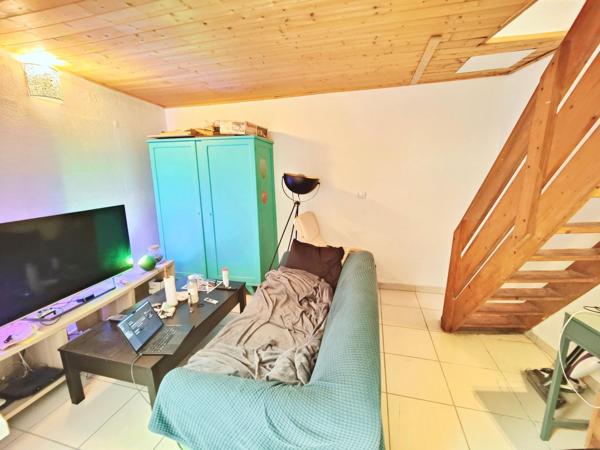 Immeuble de rapport. 3 appartements. En bon état.