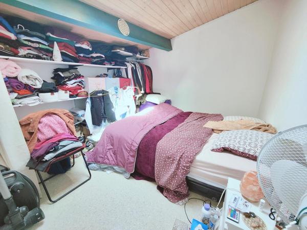 Immeuble de rapport. 3 appartements. En bon état.