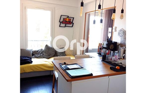 Appartement à vendre    4 pièces •  Hyères