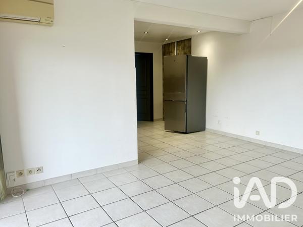 Appartement à vendre 2 pièces 48,69 m² Saint-Maximin-la-Sainte-Baume