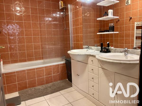 Appartement à vendre 2 pièces 48,69 m² Saint-Maximin-la-Sainte-Baume