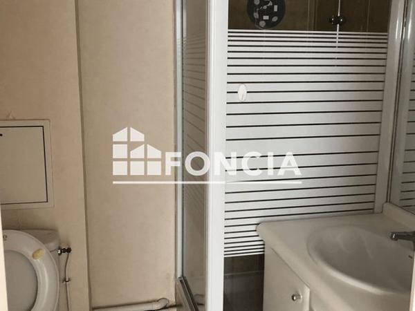 Location Appartement 4 pièces 73.8 m² - 2 PLACE DU MARCHE Dreux 28100