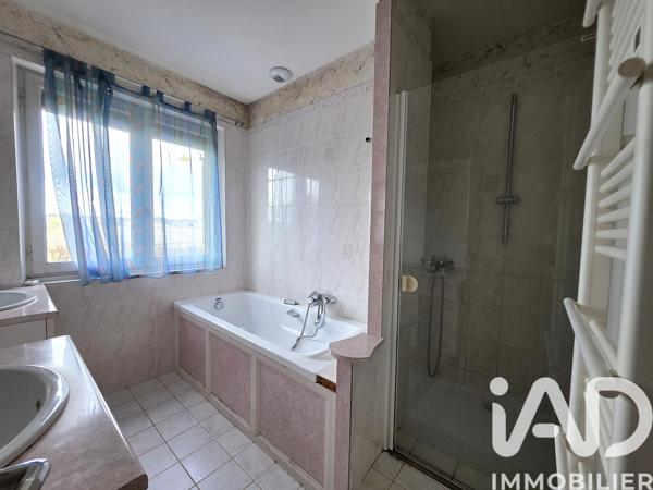 Maison à vendre 9 pièces 165,01 m² Pionsat