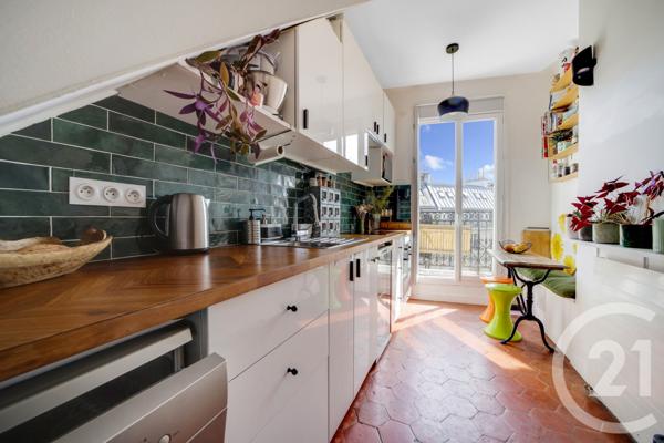 Appartement F6 à vendre  6 pièces - 142,02 m2 PARIS - 75009