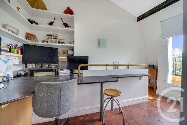 Appartement F6 à vendre  6 pièces - 142,02 m2 PARIS - 75009