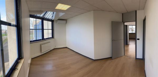 À LOUER - Plateau de Bureaux de 150 m² au Nord de Nantes