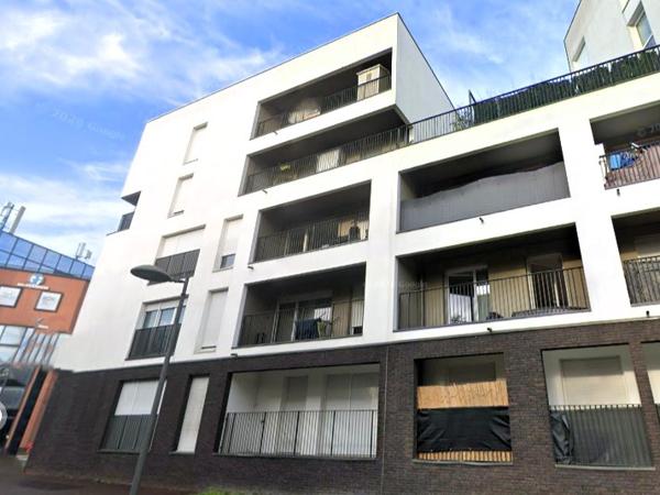 Appartement
         4 pièces
        - 80 m² Exclusivité 239 000 € *