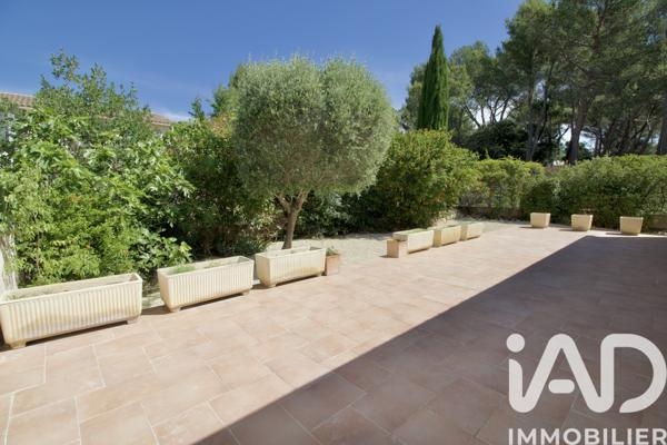Maison à vendre 5 pièces 123 m² Lambesc